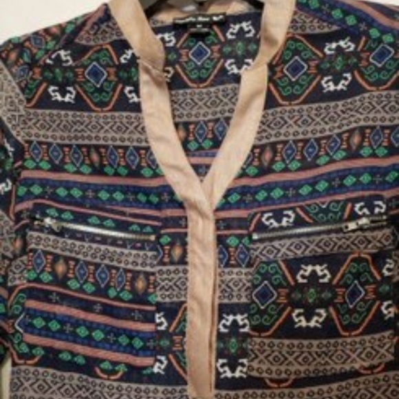 Bonus Jewelry included ‼️Beautiful DOUBLE ZERO pattern Blouse Shirt Belt top - Picture 7 of 9